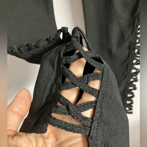 American Bazi Women’s Super Skinny High Rise Jeggings, 1X, Black, NWT, Cut Outs - Picture 5 of 10